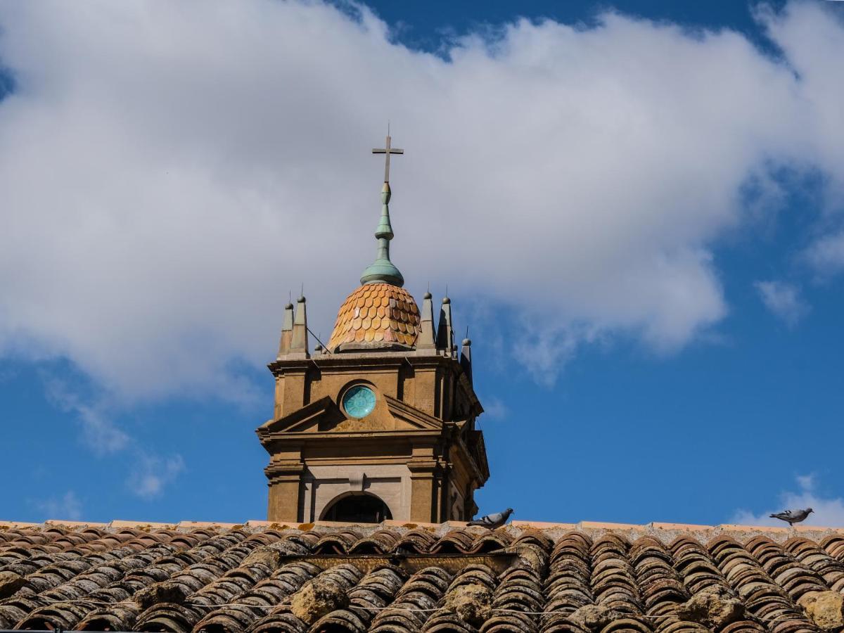 I Colori Della Sicilia Noblesse Lejlighed Caltagirone Eksteriør billede